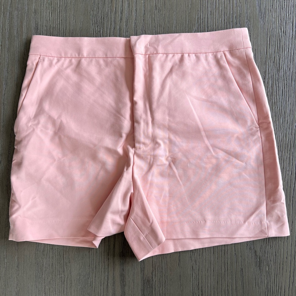SOLD!!!! 🆘 light pink mid length shorts size L new with tag